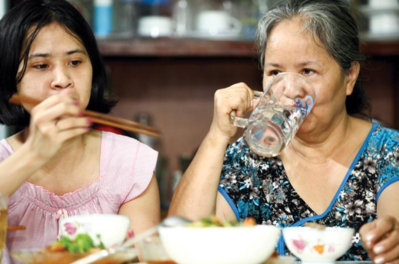 Sát thủ hại dạ dày, có thể gây mất mạng trong mỗi bữa cơm là 6 thói quen tai hại - Ảnh 3